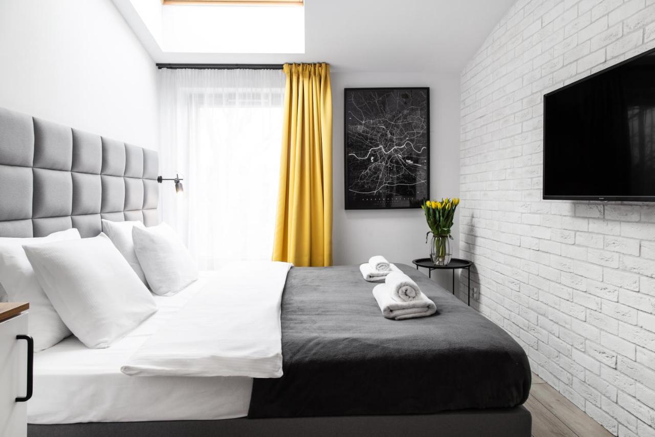 Househost Apartament: Ul. Miodowa 42/42A كراكوفيا المظهر الخارجي الصورة